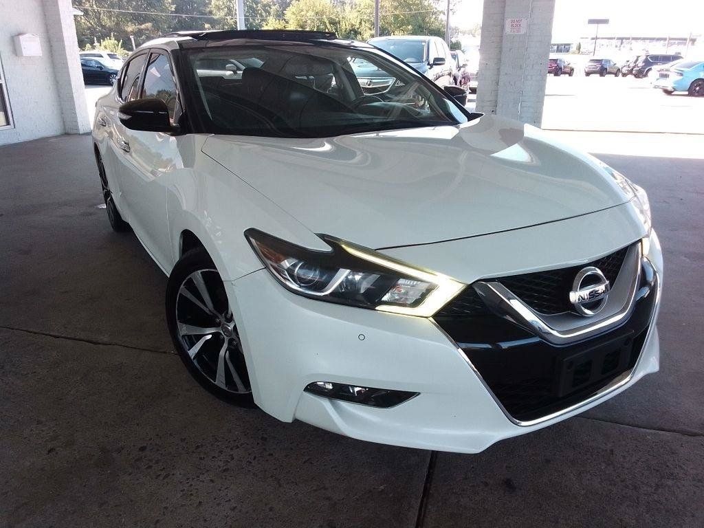 Used 2017 Nissan Maxima 3.5 SL FWD image 2