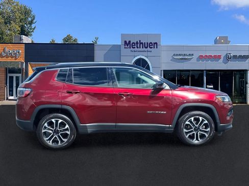 Used 2022 Jeep Compass Limited AWD/4WD image 2