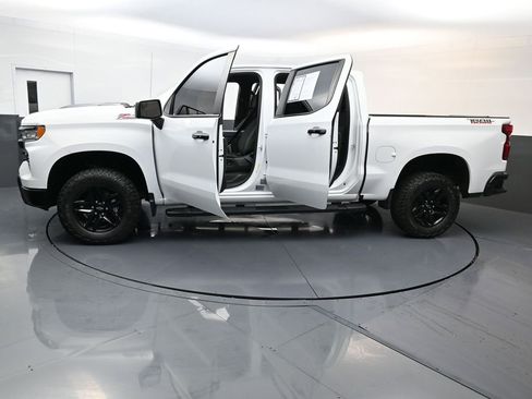 Used 2023 Chevrolet Silverado 1500 LT Trail Boss w/ Protection Package image 30