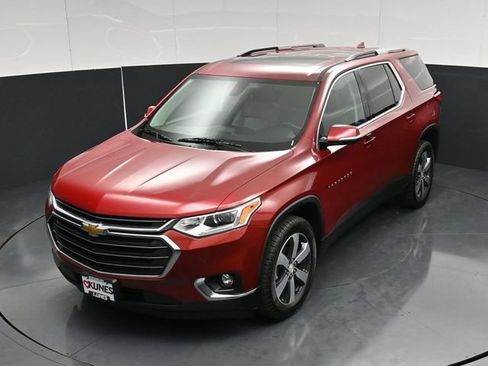 Used 2018 Chevrolet Traverse LT w/ LPO, Floor Liner Package AWD/4WD image 55