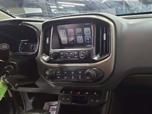 Used 2017 Chevrolet Colorado Z71 image 23