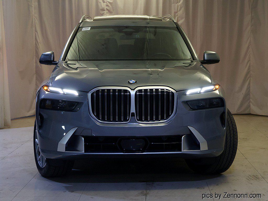 Certified 2026 BMW X7 xDrive40i AWD/4WD image 5