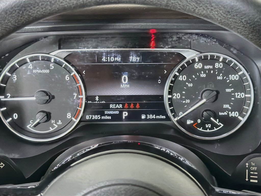 Used 2022 Nissan Rogue SV FWD image 16