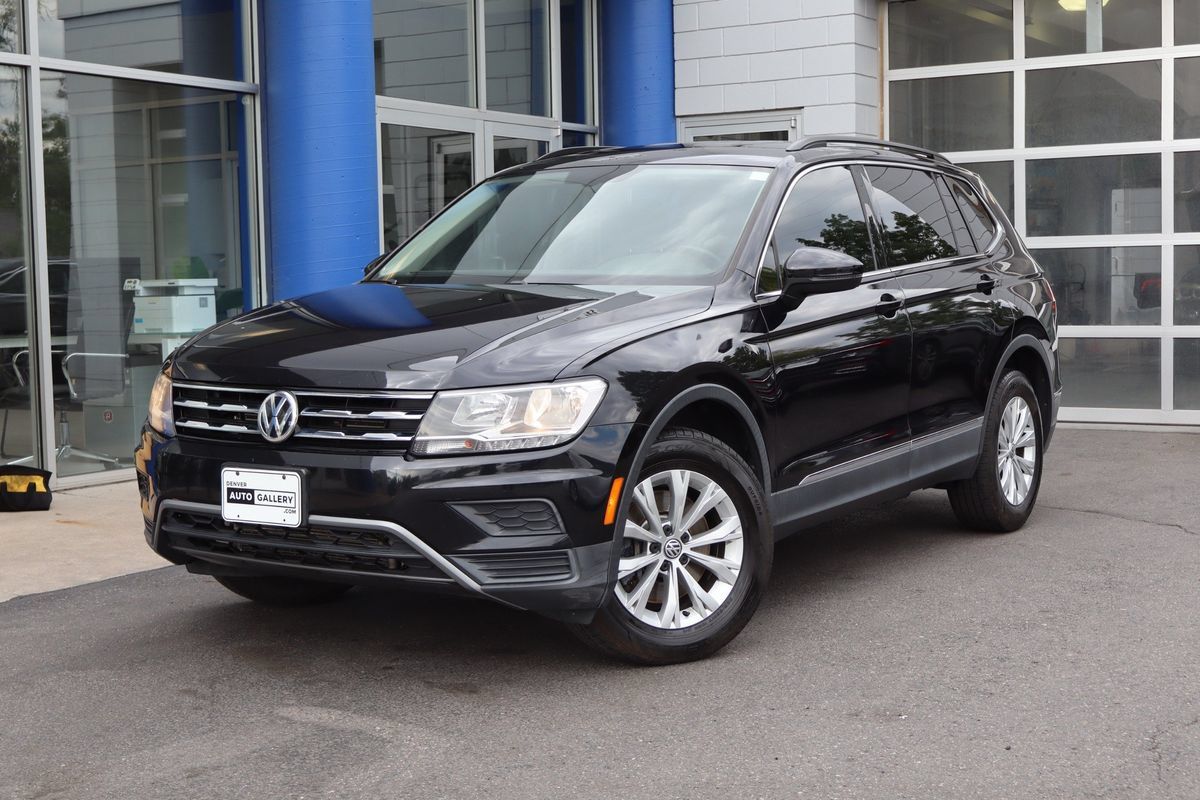 Used 2018 Volkswagen Tiguan SE AWD/4WD image 1