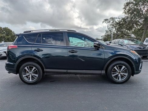 Used 2017 Toyota RAV4 XLE image 3