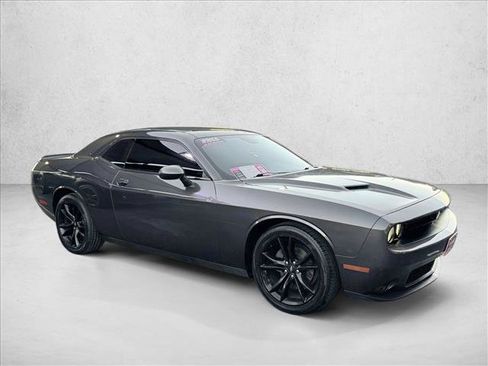 Used 2018 Dodge Challenger SXT w/ Blacktop Package image 3