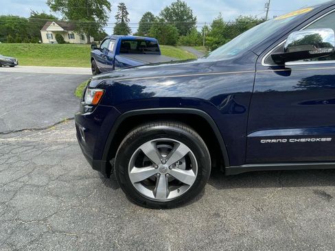 Used 2014 Jeep Grand Cherokee Limited w/ Luxury Group II AWD/4WD image 2