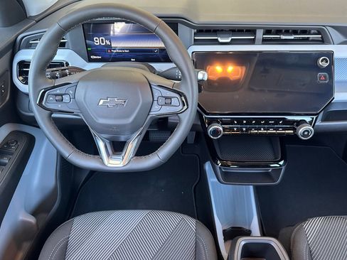 New 2027 Chevrolet Bolt LT w/ Comfort Package FWD image 16