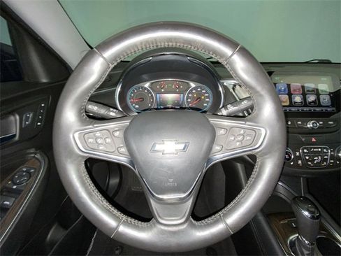 Used 2017 Chevrolet Malibu Premier w/ Premier Sun and Wheel Package image 14