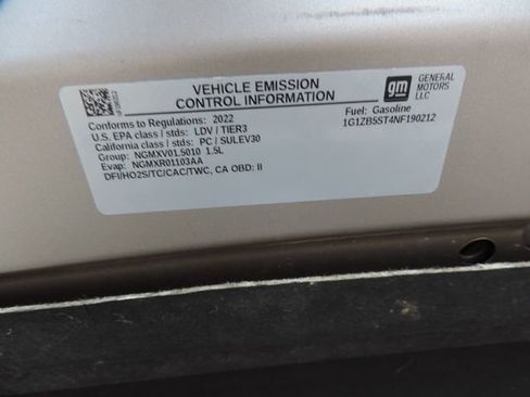 Used 2022 Chevrolet Malibu LS image 13