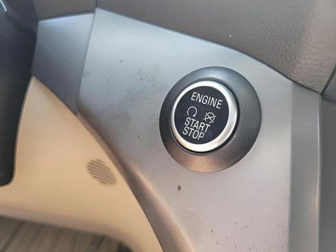 Used 2019 Ford Escape SE AWD/4WD image 7