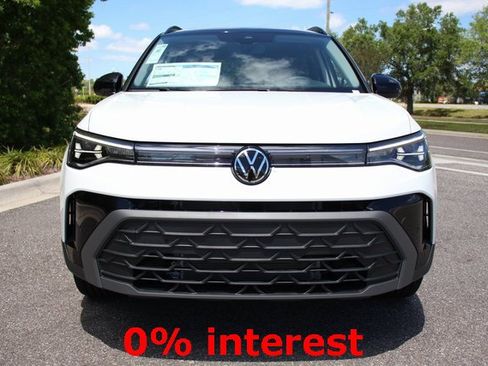 New 2025 Volkswagen Taos SE image 2