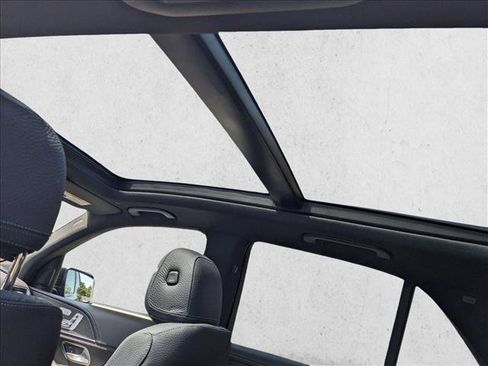 New 2026 Mercedes-Benz GLE 580 4MATIC image 18
