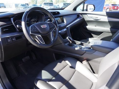 Used 2021 Cadillac XT5 Luxury image 16