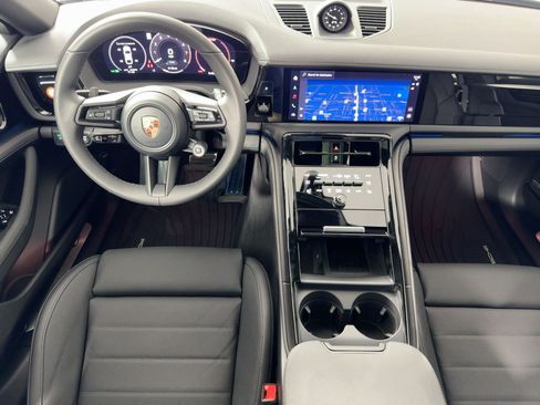 Used 2026 Porsche Panamera 4 AWD/4WD image 27
