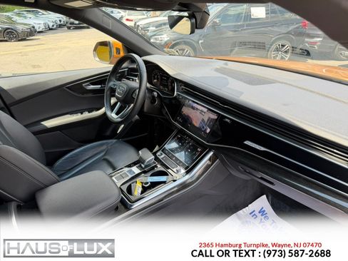 Used 2023 Audi Q8 Premium Plus w/ Premium Plus Package AWD/4WD image 4