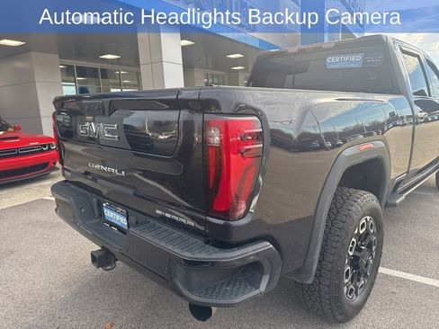 Used 2024 GMC Sierra 2500 Denali Ultimate image 3