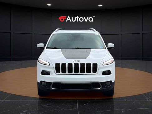 Used 2018 Jeep Cherokee Limited AWD/4WD image 8