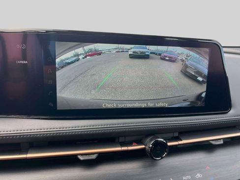 Used 2024 Nissan Ariya FWD image 27