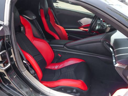 Used 2021 Chevrolet Corvette Stingray Preferred Cpe w/ Z51 Performance Package RWD image 46