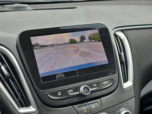 Used 2024 Chevrolet Malibu LT FWD image 24