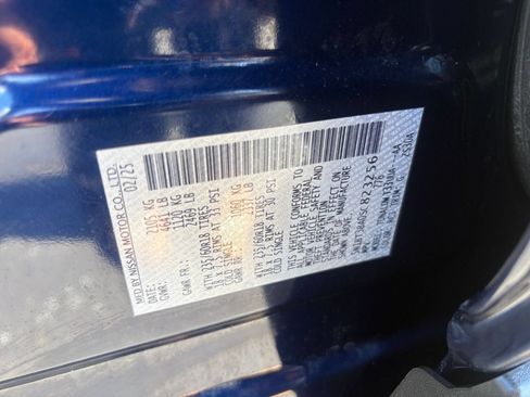 Used 2025 Nissan Rogue SV FWD image 31