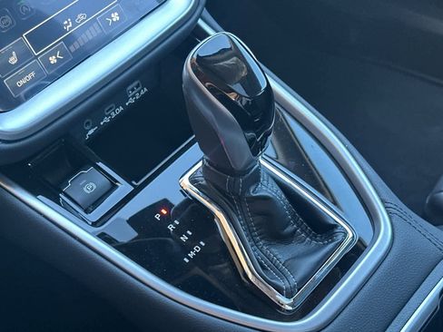 New 2025 Subaru Outback Limited image 24