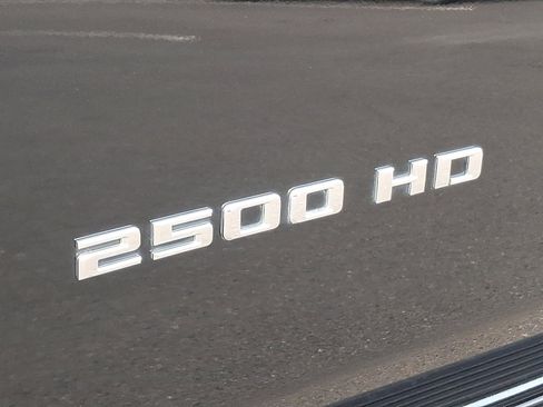 Used 2020 Chevrolet Silverado 2500 LTZ w/ LTZ Premium Package image 34