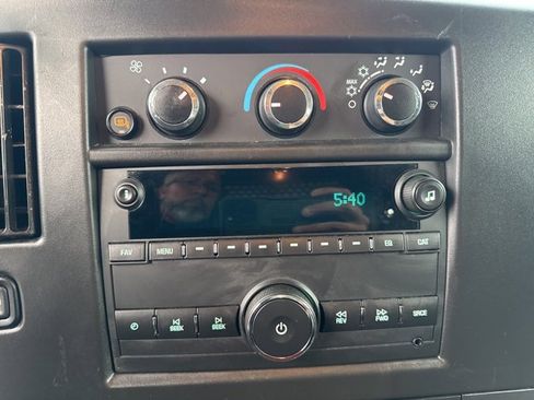 Used 2023 GMC Savana 2500 w/ Driver Convenience Package image 16