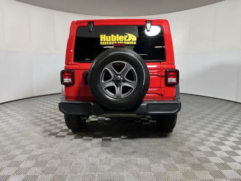 Used 2022 Jeep Wrangler Unlimited Sport w/ Sun And Sound Package AWD/4WD image 7