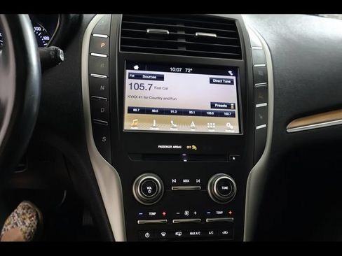 Used 2019 Lincoln MKC Reserve w/ MKC Technology Package FWD image 19