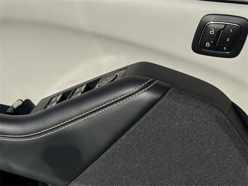 Used 2021 Ford Mustang Mach-E Premium image 23