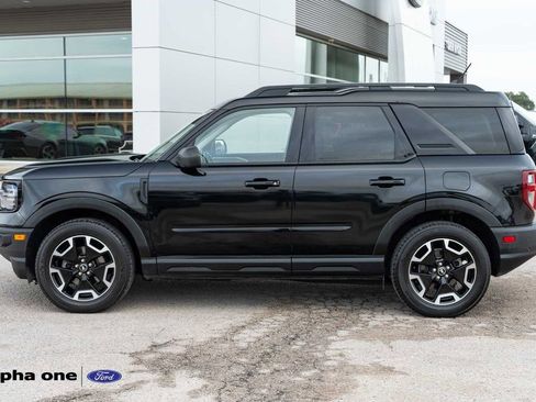 Used 2021 Ford Bronco Sport Outer Banks w/ Outer Banks Package (96D) image 9