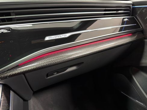 Used 2022 Audi SQ8 Prestige w/ Prestige Package AWD/4WD image 24