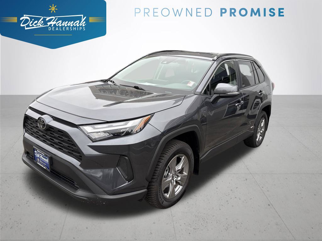 Used 2025 Toyota RAV4 LE AWD/4WD image 1