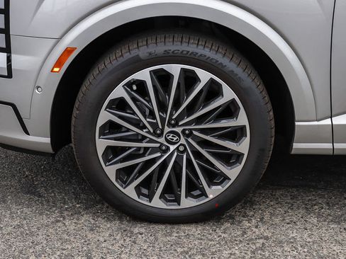 New 2026 Hyundai Palisade Calligraphy FWD image 12