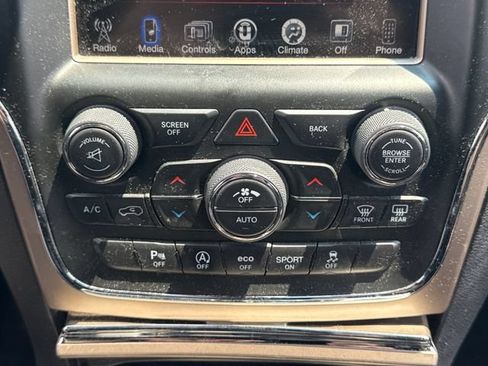 Used 2016 Jeep Grand Cherokee Laredo w/ Quick Order Package 23E AWD/4WD image 28