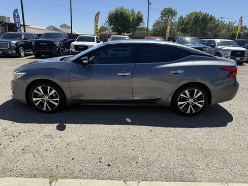 Used 2017 Nissan Maxima 3.5 SV FWD image 8