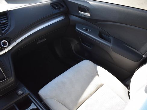 Used 2016 Honda CR-V SE image 18