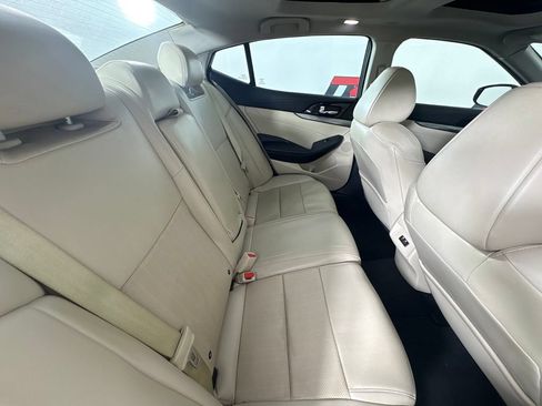 Used 2020 Nissan Maxima 3.5 SL w/ Floor Mat Group FWD image 41