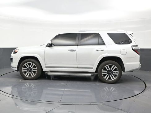 Used 2024 Toyota 4Runner Limited image 2