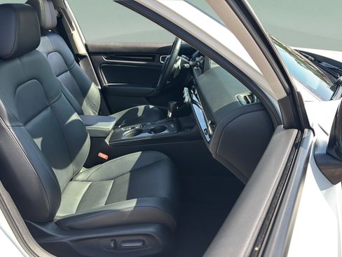Certified 2022 Honda Civic Touring image 17
