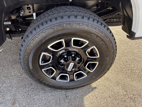 New 2026 Ford F350 Platinum AWD/4WD image 13