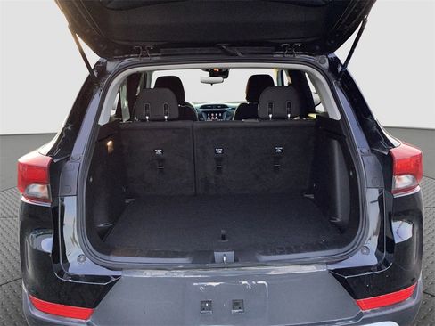 Used 2023 Chevrolet TrailBlazer LT image 31