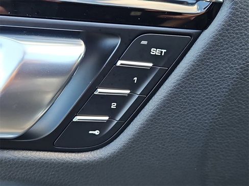 New 2026 Porsche Macan Turbo image 20