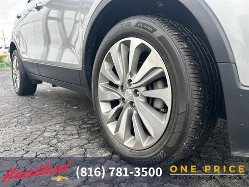Used 2019 Buick Encore Preferred image 11