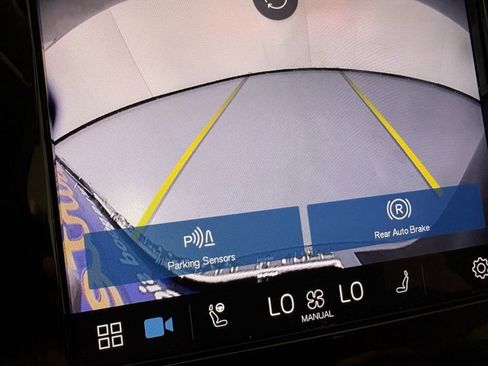 Used 2024 Volvo XC90 B6 Plus w/ Protection Package Premier image 29