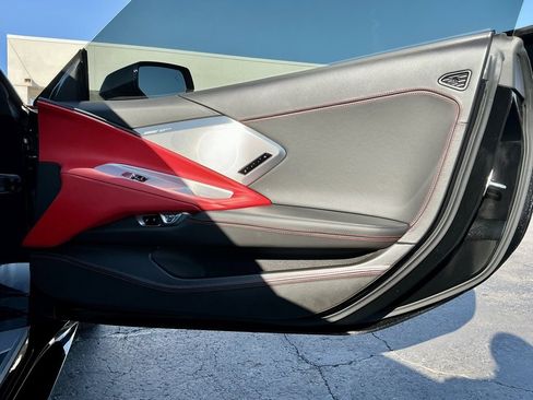 Used 2024 Chevrolet Corvette Stingray Premium Cpe w/ 3LT image 25