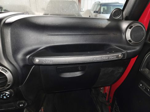 Used 2011 Jeep Wrangler Sport AWD/4WD image 27