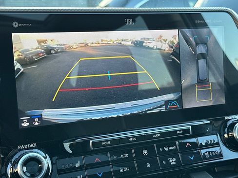 Used 2022 Toyota Highlander Platinum image 26